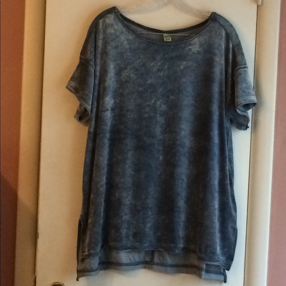 Green Tea Blue Top